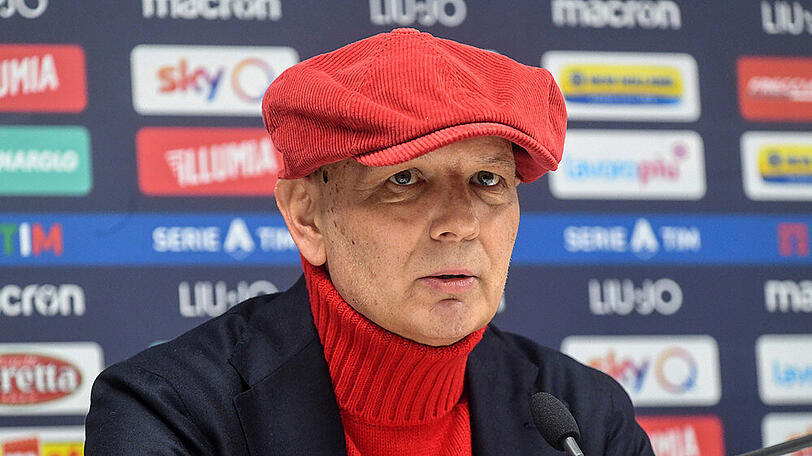 Sinisa Mihajlovic bei der ersten Pressekonferenz nach seiner Leukämie-Behandlung