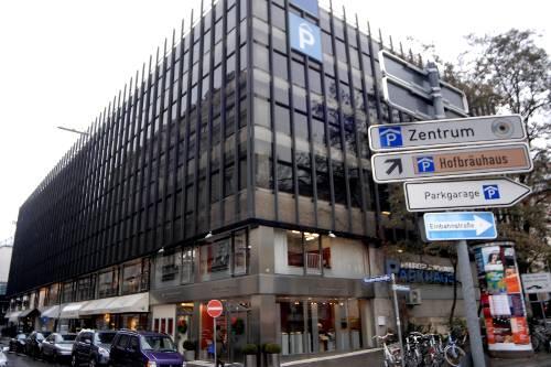 Das Parkhaus in der Hildegardstraße wird abgerissen.