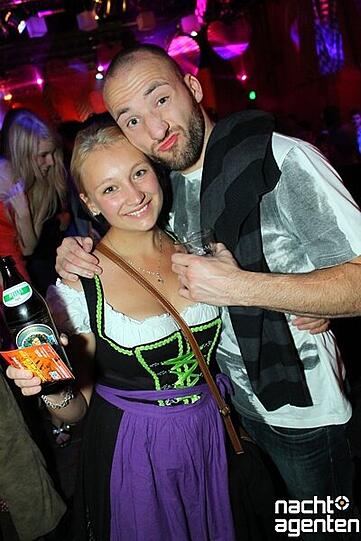 Heiße After Wiesn in der Nachtgalerie: Mehr Partybilder finden Sie auf www.nachtagenten.de
