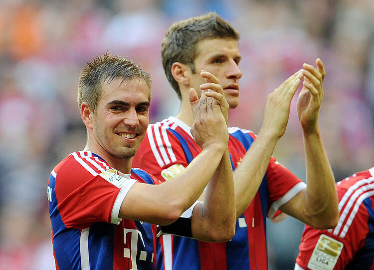 25. Meistertitel der Bayern: Philipp Lahm feiert lieber im Stadion.