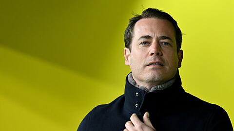 Lars Ricken muss in seinem neuen Job schnell klare Kante zeigen