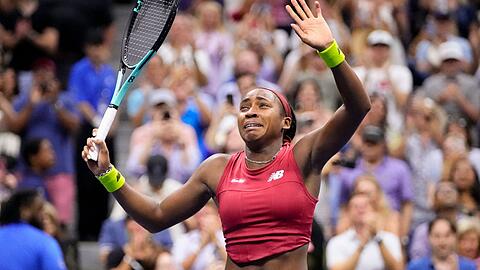 Coco Gauff reagiert nach ihrem Sieg.