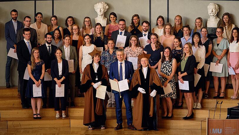 RKI-Chef Wieler wird zum Münchner Ehrendoktor ernannt RKI-Chef Wieler wird zum Münchner Ehrendoktor ernannt