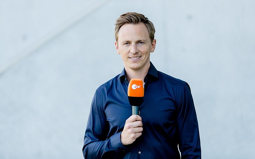 Jochen Breyer moderiert den ersten DFB-Pokal-Abend der neuen Saison im ZDF. Jochen Breyer moderiert den ersten DFB-Pokal-Abend der neuen Saison im ZDF.