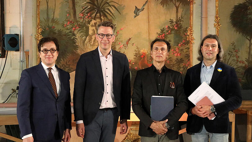 Serge Dorny, Kunstminister Markus Blume, der neue Ballettchef Laurent Hilaire und Generalmusikdirektor Vladimir Jurowski (von links).