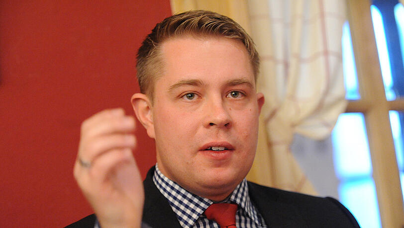 Regens Landrat Michael Adam: In Zukunft im Hörsaal anstatt im Amtszimmer. Regens Landrat Michael Adam: In Zukunft im Hörsaal anstatt im Amtszimmer.