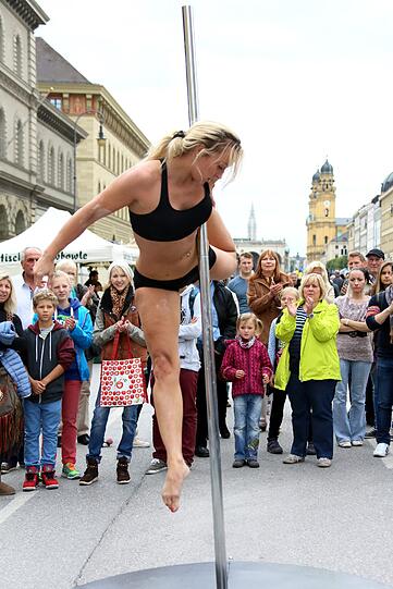 Gute Stimmung in Schwabing und der Maxvorstadt: Beim Streetlife-Festival hatten die Münchner auch heuer bei zahlreichen Angeboten und Shows viel Spaß. Die Bilder.