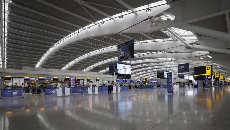 Der menschenleere Terminal 5 am Flughafen Heathrow. British Airways streicht wegen des 48 stündigen Streiks nahezu alle Flüge.