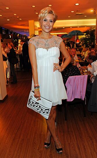 Radiomoderatorin Verena Kerth machte sich auch ein Bild von den beiden Luxushotels in der Orleansstraße