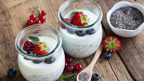 Unser Fr&uuml;hst&uuml;ck kommt beim Start in den Tag eine wichtige Rolle zu. Was Sie morgens essen, beeinflusst etwa, ob Ihr Blutzucker den Tag &uuml;ber stark schwankt - mit Folgen wie M&uuml;digkeit, Kopfschmerzen oder Hei&szlig;hunger. Mit der richtigen Auswahl halten Sie Ihren Blutzucker stabil. Wir verraten Ihnen, worauf Sie bei der Wahl Ihres Fr&uuml;hst&uuml;cks achten m&uuml;ssen.