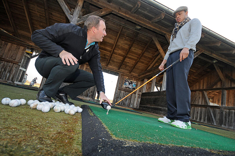 Jonathan Wallace und Bastian Doreth auf dem Golfplatz Grasbrunn