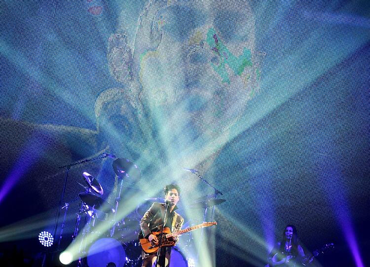 Im Alter von 57 Jahren starb der Ausnahmemusiker Prince. Hier die Bilder seiner Karriere.