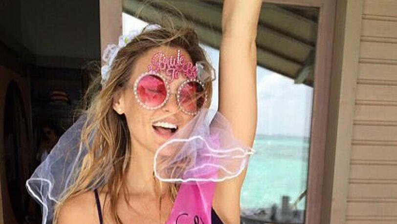 Was für eine hübsche Junggesellin: Bar Refaeli Was für eine hübsche Junggesellin: Bar Refaeli