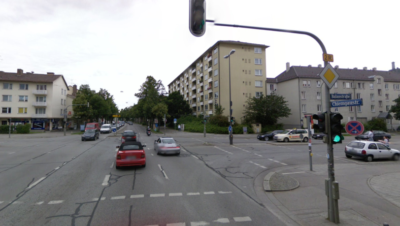 Die Kreuzung Chiemgau-/Balanstraße: Hier startete das Rennen. (Archivbild)