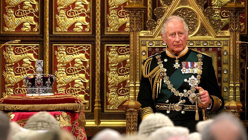 König Charles III. will angeblich einen deutlich kleineren Rahmen für seine Krönung als noch für seine Mutter vor 70 Jahren.
