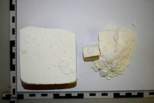 Schneeweiß und saugefährlich: Die Kripo stellte 300 Gramm Kokain sicher.