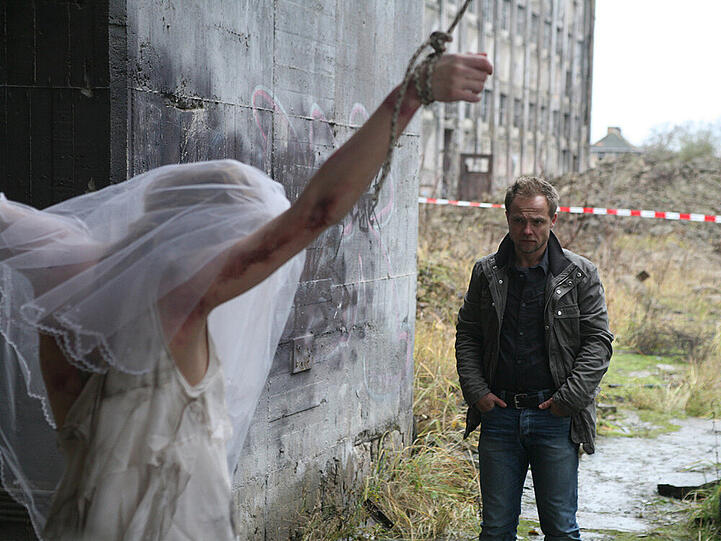 "Komissar Marthaler - Die Braut im Schnee": Robert Marthaler ist schockiert. Er konnte einen weiteren Mord nicht verhindern.
