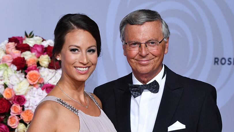 Wolfgang Bosbach und Tochter Caroline beim Rosenball 2018. Wolfgang Bosbach und Tochter Caroline beim Rosenball 2018.