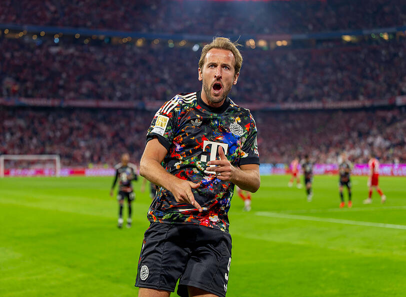 Bayerns Torjäger jubelt in der Allianz Arena: Mit seinem 100. Liga-Tor untermauert er beim 7:0 gegen Union Berlin seine Ambitionen auf den Ballon d’Or. Bayerns Torjäger jubelt in der Allianz Arena: Mit seinem 100. Liga-Tor untermauert er beim 7:0 gegen Union Berlin seine Ambitionen auf den Ballon d’Or.