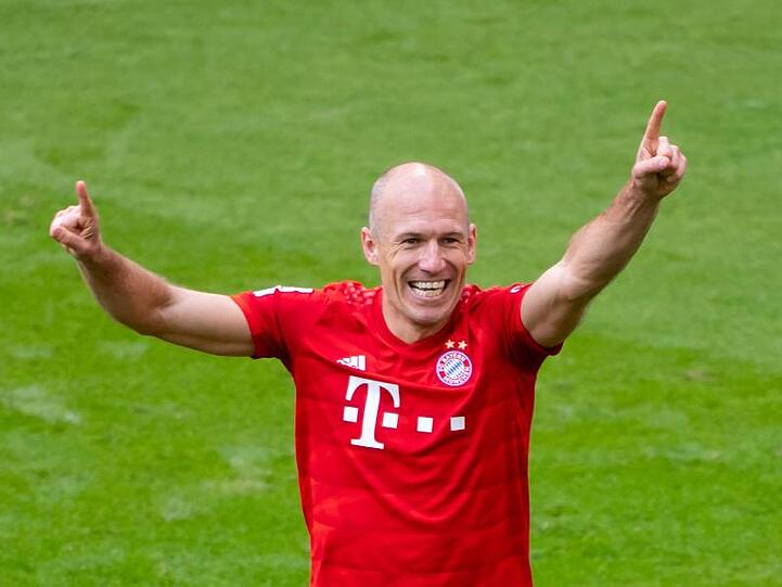 Arjen Robben jubelt über sein Tor. Foto: Sven Hoppe/dpa/Archivbild