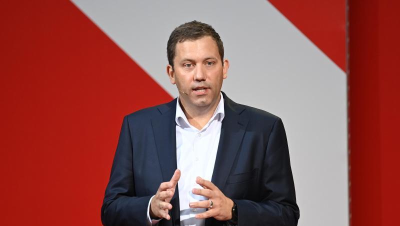 SPD-Generalsekretär Lars Klingbeil kontert Vorwürfen aus der Union.