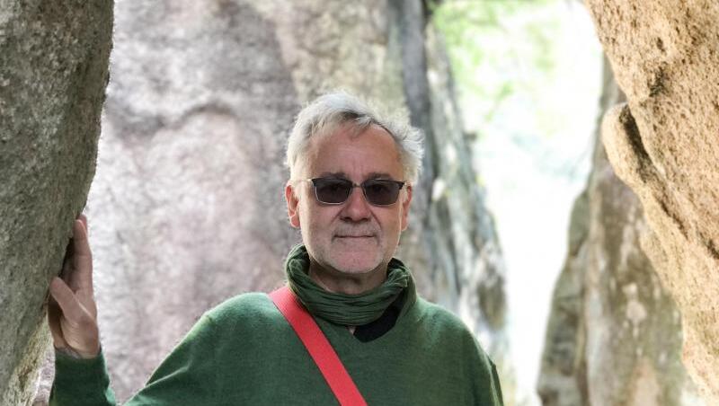 Der deutsche Fotograf Michael Wolf ist im Alter von 64 Jahren gestorben. Der deutsche Fotograf Michael Wolf ist im Alter von 64 Jahren gestorben.