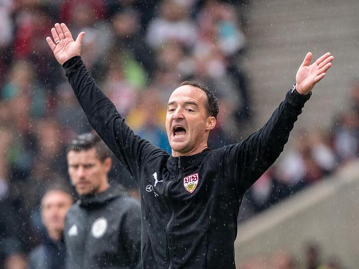 Stuttgarts Trainer Nico Willig hofft auf einen Sieg bei Union Berlin.