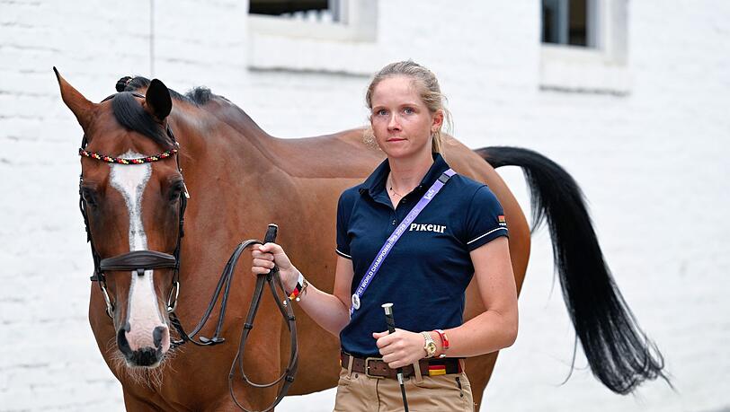 Sophie Hinners reitet in Aachen ihre erste WM. Sophie Hinners reitet in Aachen ihre erste WM.