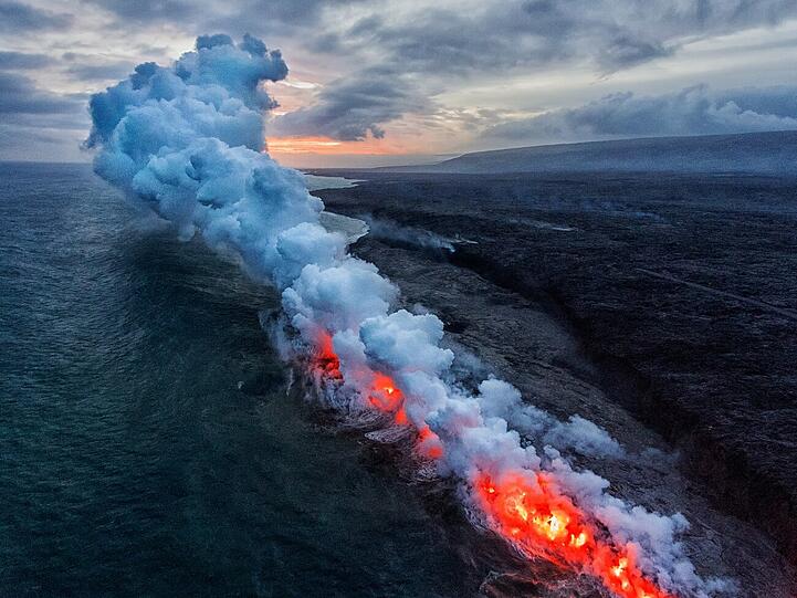 "Entrance to Hell" in der Kategorie Nature.