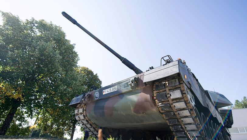Eine Panzerhaubitze 2000 der Bundeswehr.