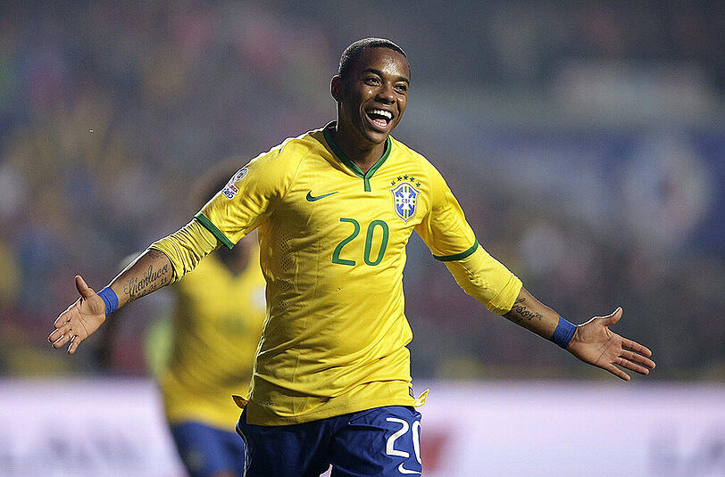 Robinho (hier im Trikot der brasilianischen Nationalmannschaft) spielte zuletzt für den FC Santos. Marktwert: 6 Mio. €