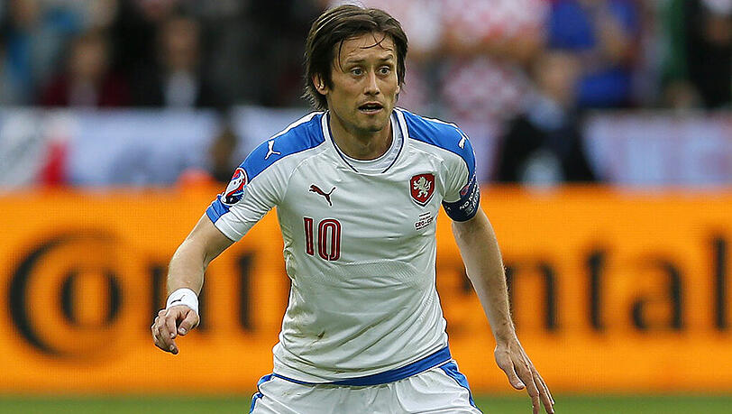 Zwischen 2001 und 2006 spielte der Tscheche Tomas Rosicky für Borussia Dortmund, ehe er zum FC Arsenal wechselte. Zwischen 2001 und 2006 spielte der Tscheche Tomas Rosicky für Borussia Dortmund, ehe er zum FC Arsenal wechselte.