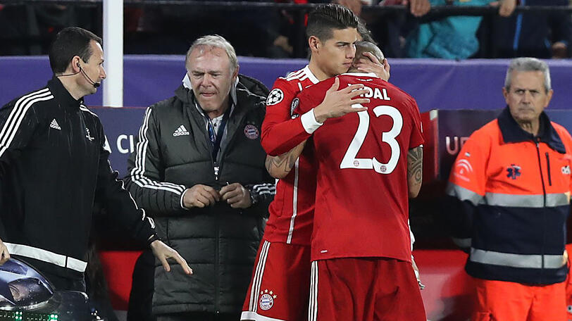 James Rodriguez: Note 3. Kam in der 36. Minute rein und spielte sofort den wichtigen Pass auf Ribéry, dessen Schuss zum 1:1 abgefälscht wurde. Der Assist zeigte, wie wichtig James mittlerweile ist.