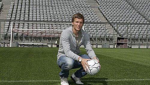Benny Lauth an seinem Arbeitsplatz in der Allianz Arena. Benny Lauth an seinem Arbeitsplatz in der Allianz Arena.