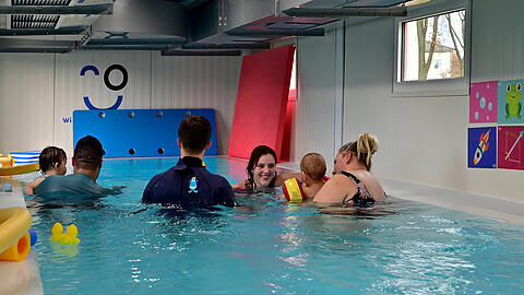Ein Schwimmcontainer im Sportpark Rheinkamp im nordrhein-westfälischen Moers. (Archivbild)