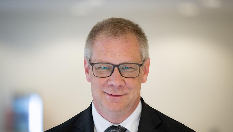 Nach einem mutma&szlig;lichen Anschlag auf dem Grundst&uuml;ck des Brandenburger Antisemitismusbeauftragten Andreas B&uuml;ttner ermittelt der Staatsschutz. (Archivbild)