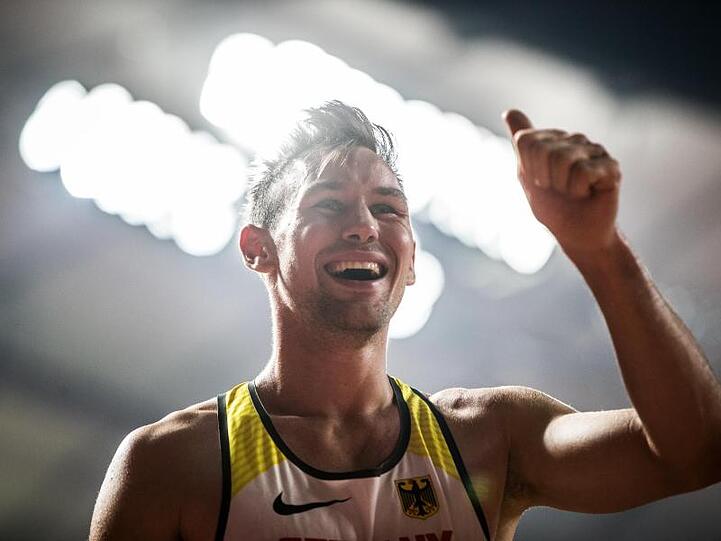 Zehnkämpfer Niklas Kaul holte sich mit einem überragenden zweiten Tag überraschend WM-Gold.