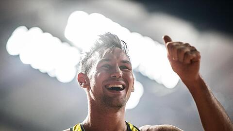 Zehnkämpfer Niklas Kaul holte sich mit einem überragenden zweiten Tag überraschend WM-Gold.