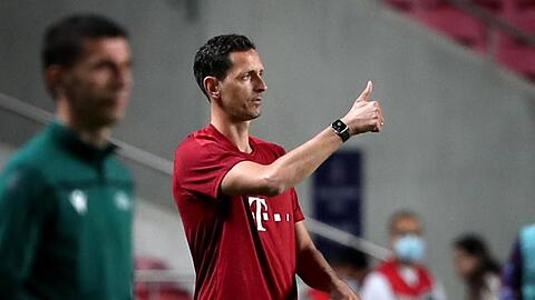 Vertritt weiter den fehlenden Julian Nagelsmann: Bayern-Co-Trainer Dino Toppmöller.