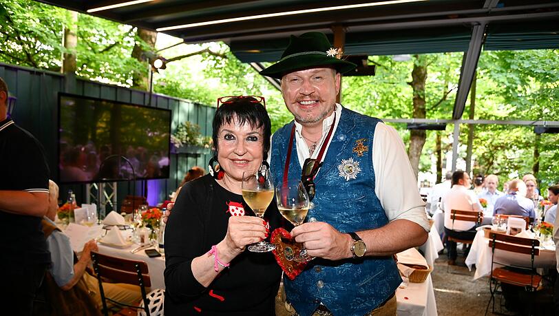 Uschi Ackermann und Juwelier Kai-Pierre Thieß