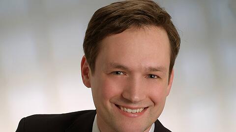 Der 33-jährige Jurist Florian Töpper stieß im Schweinfurter Landratsamt den altgedienten CSU-Landrat Harald Leitherer vom Thron.