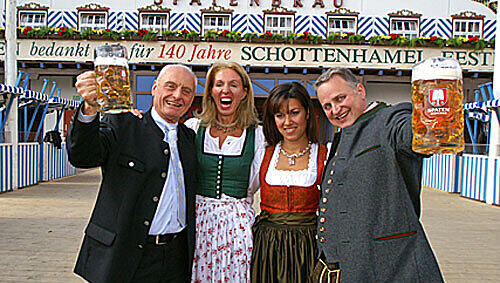 Peter, Franziska, Nika und Christian Schottenhamel Peter, Franziska, Nika und Christian Schottenhamel