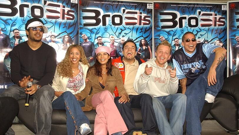 Ross Antony (2. v. r.) und Bro'Sis im Mai 2002. Ross Antony (2. v. r.) und Bro'Sis im Mai 2002.