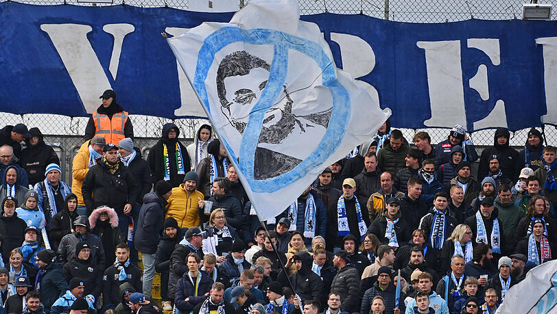 Sprach sich schon vor Jahren klar gegen Investor Hasan Ismaik aus: Die Westkurve des TSV 1860. Sprach sich schon vor Jahren klar gegen Investor Hasan Ismaik aus: Die Westkurve des TSV 1860.