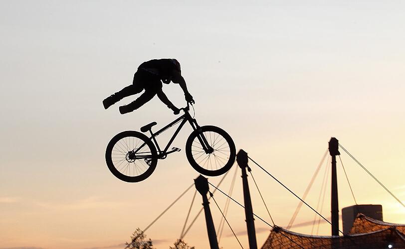 Verrückte Tricks und aberwitzige Flugeinlagen. Die spektakulärsten Bilder von den X-Games 2013 zum Durchklicken.