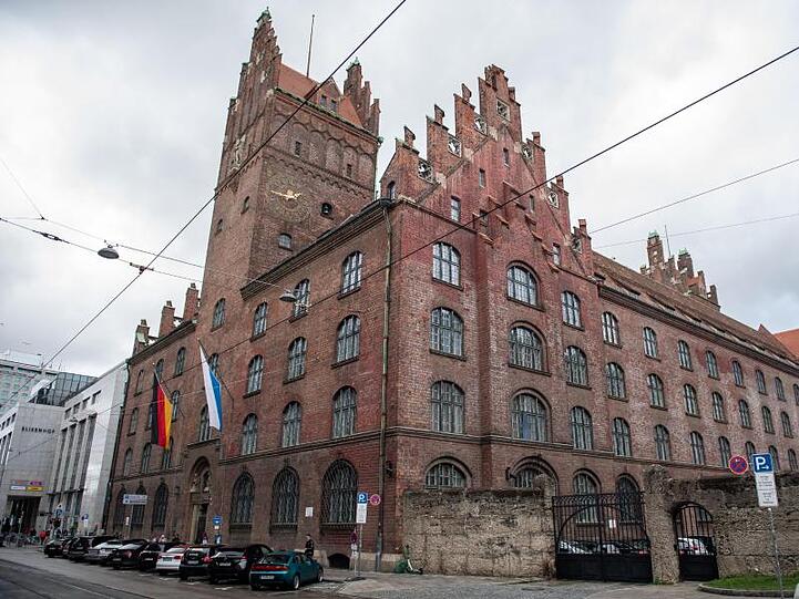 Das Oberlandesgericht München in der Innenstadt. Foto: Peter Kneffel/dpa/Archivbild