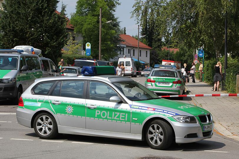 Die weiteren Bilder vom Tatort an der Kreuzung Georgenstraße/Germeringer Straße.