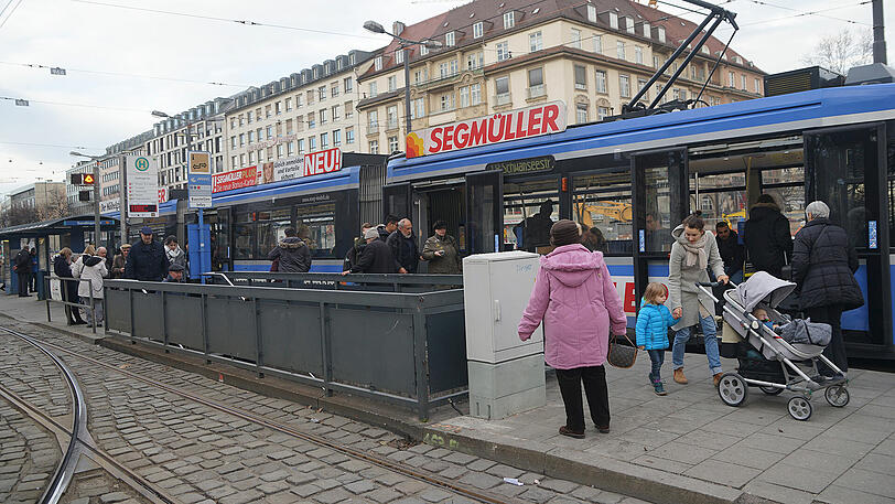 Soll barrierefrei werden: die Tram-Haltestelle am Sendlinger Tor.