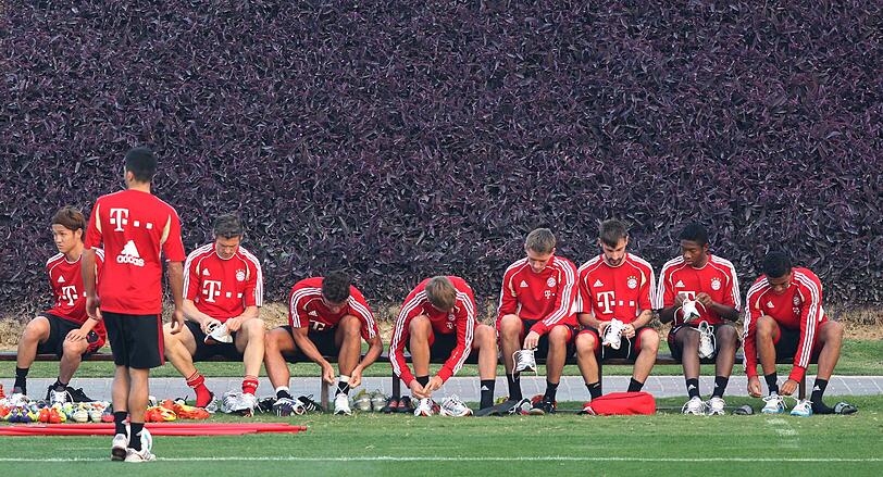 Bilder aus dem Bayern-Trainingslager in Doha.