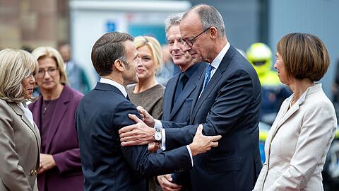 Frankreichs Präsident Emmanuel Macron ist Ehrengast in Saarbrücken.